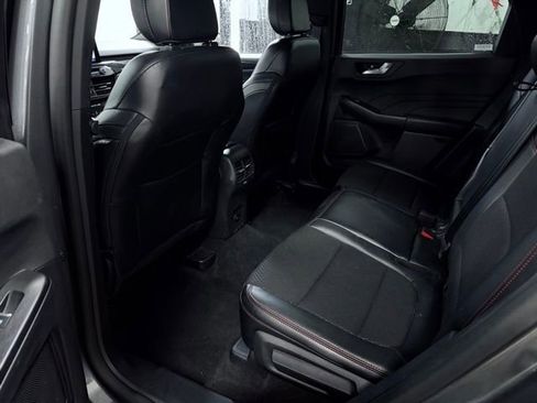 Used 2025 Ford Escape ST-Line AWD/4WD image 18
