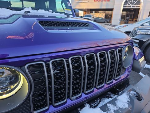 New 2026 Jeep Gladiator Sport AWD/4WD image 26