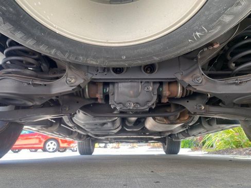 Used 2006 Nissan Armada SE image 23