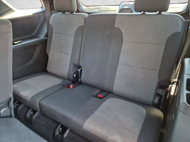 Used 2023 Chevrolet Traverse LT FWD image 26