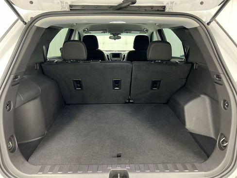 Used 2024 Chevrolet Equinox LS image 23