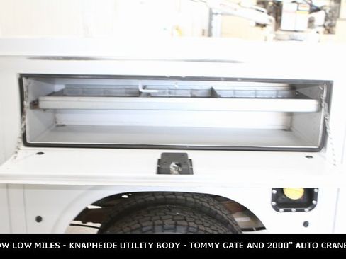 Used 2015 Ford F350 XL w/ Power Equipment Group image 37