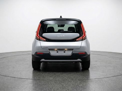 Used 2025 Kia Soul LX w/ LX Technology Package image 7