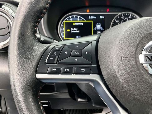 Used 2020 Nissan Kicks SR FWD image 18