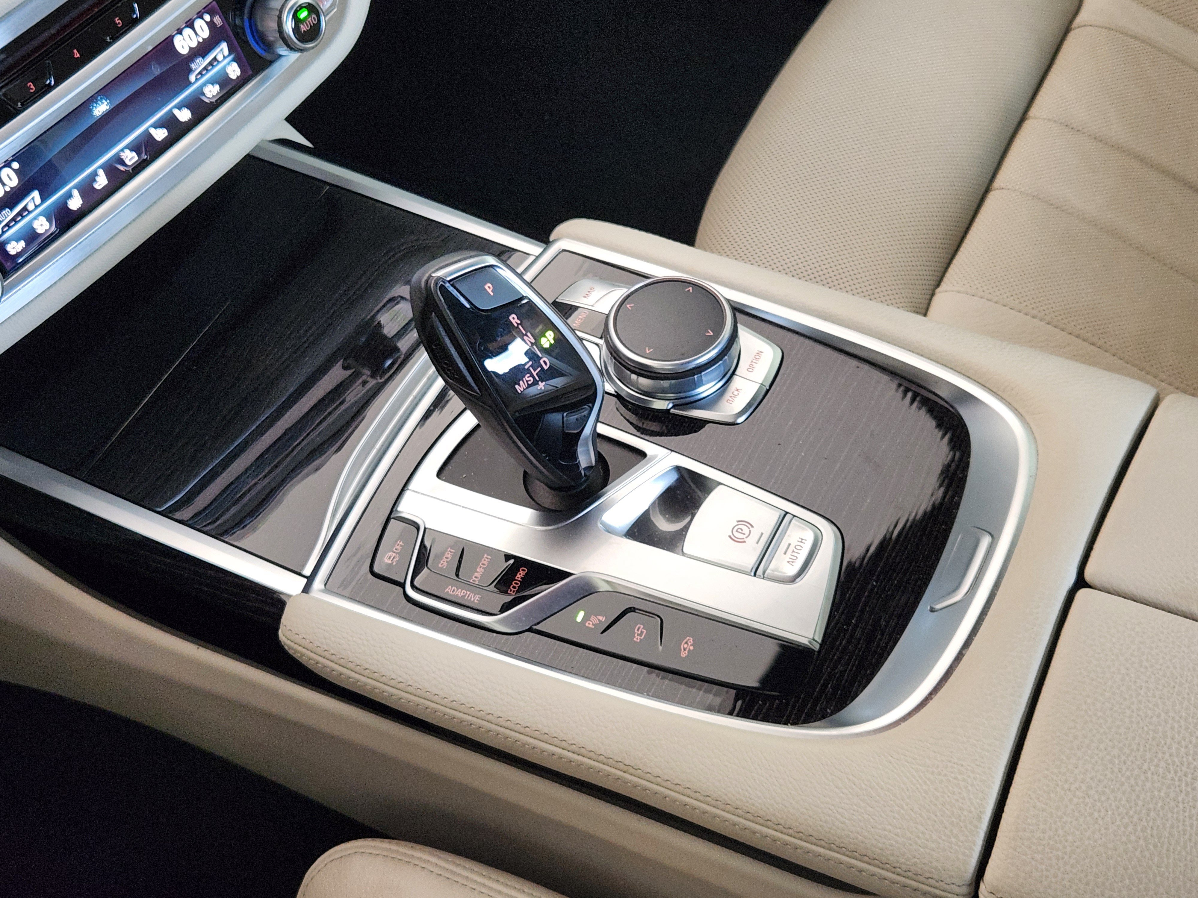 Used 2016 BMW 740i RWD image 20