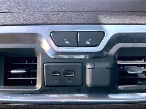 Used 2020 GMC Sierra 1500 SLT image 32