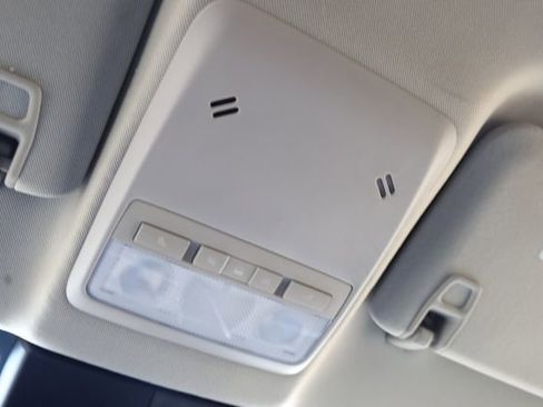 Used 2018 Buick Encore Preferred image 26