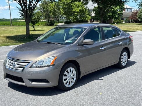 Used 2015 Nissan Sentra SV w/ Cold Weather Package FWD image 3