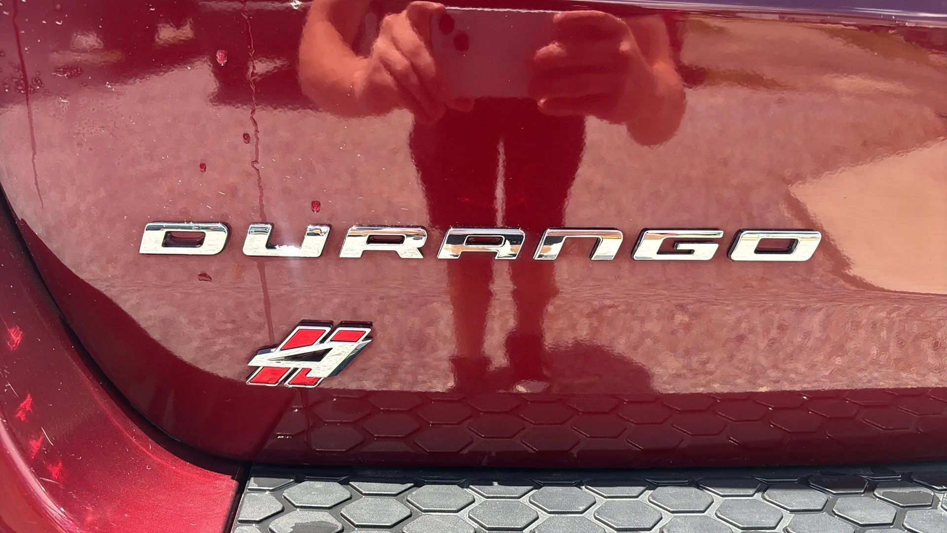 Used 2023 Dodge Durango SXT AWD/4WD image 6