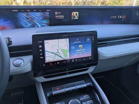 New 2026 Lincoln Nautilus Premier image 16