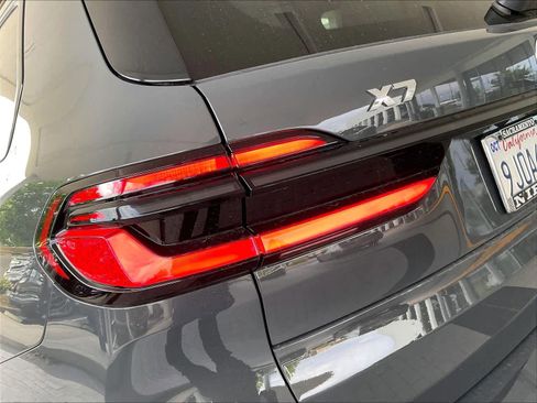 Used 2024 BMW X7 M60i w/ Executive Package image 30