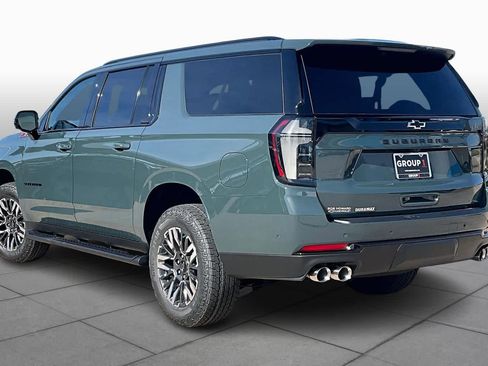 New 2026 Chevrolet Suburban Z71 image 13
