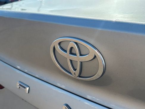 Used 2025 Toyota Camry LE image 29