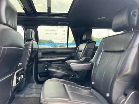 Used 2020 Ford Expedition Max XLT w/ Equipment Group 202A RWD image 14