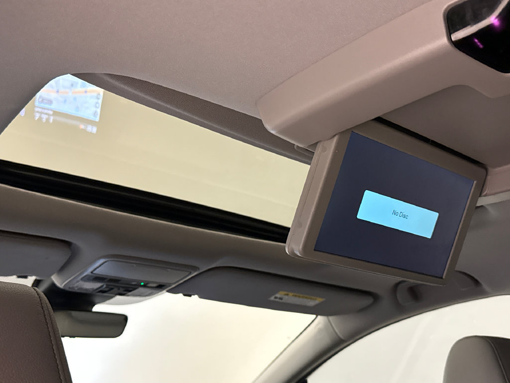 Certified 2024 Honda Odyssey Touring image 12