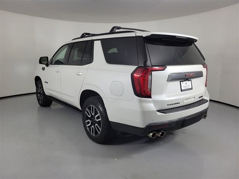 Used 2023 GMC Yukon AT4 w/ AT4 Premium Plus Package image 3