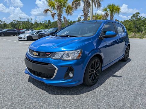 Used 2017 Chevrolet Sonic Premier w/ Driver Confidence Package FWD image 7