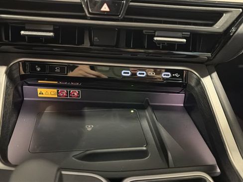 New 2026 Lexus TX 500h AWD image 28