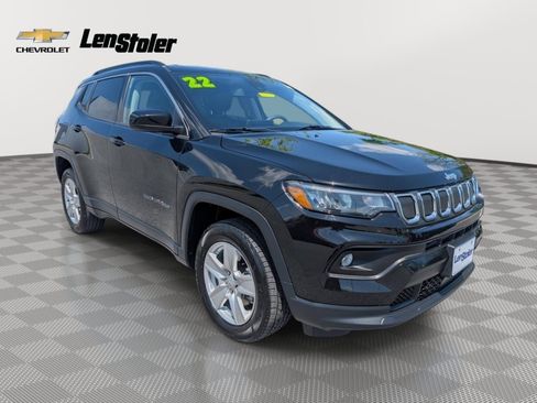 Used 2022 Jeep Compass Latitude AWD/4WD image 7
