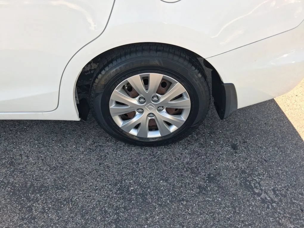 Used 2012 Honda Civic LX image 10