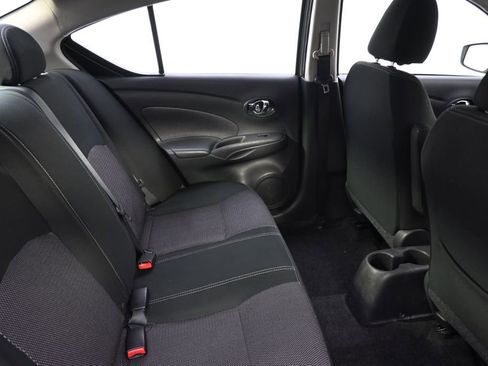 Used 2019 Nissan Versa SV FWD image 18