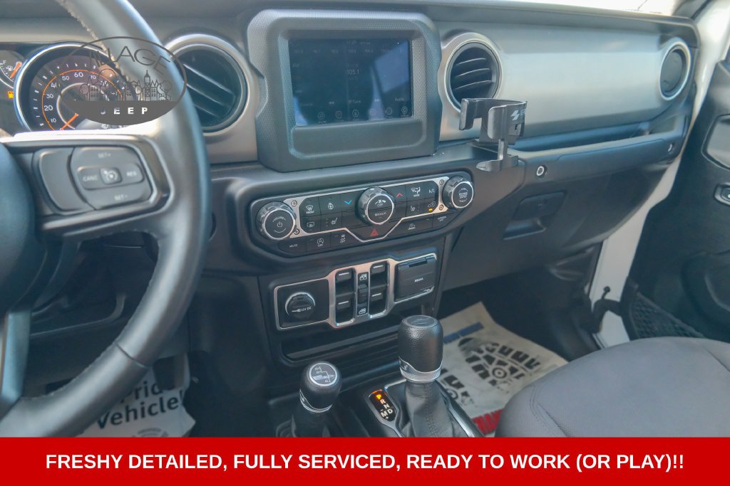 Used 2022 Jeep Gladiator Sport AWD/4WD image 19