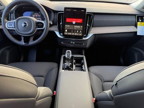 New 2026 Volvo XC90 B6 Plus w/ Protection Package Premier image 6