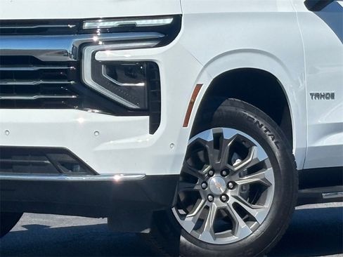 Certified 2025 Chevrolet Tahoe LT w/ Comfort Package image 2