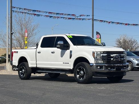 Used 2018 Ford F250 Lariat w/ Lariat Ultimate Package image 35