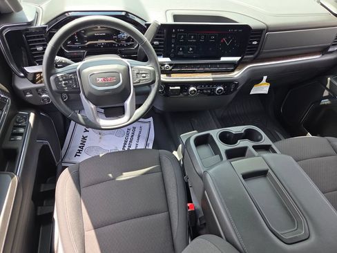 Used 2024 GMC Sierra 1500 Elevation w/ X31 Off-Road Package AWD/4WD image 8