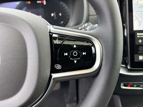 Used 2026 Volvo XC90 B6 Plus w/ Protection Package Premier AWD/4WD image 19