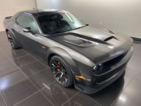 Used 2022 Dodge Challenger R/T Scat Pack image 1