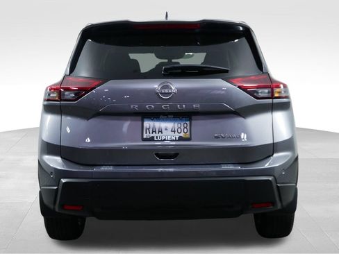 Used 2024 Nissan Rogue SV AWD/4WD image 9