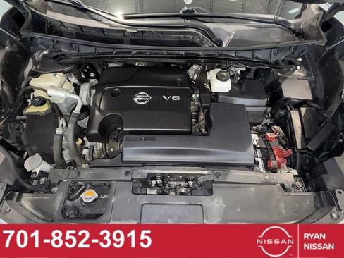 Used 2017 Nissan Murano Platinum w/ Platinum Technology Package AWD/4WD image 33