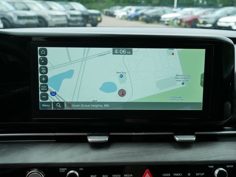 Certified 2023 Kia Carnival EX FWD image 30