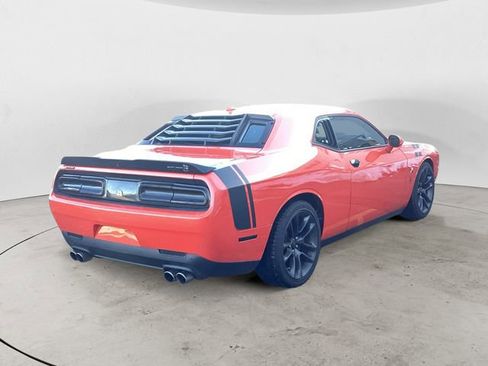 Used 2021 Dodge Challenger R/T Scat Pack w/ Shaker Package image 5