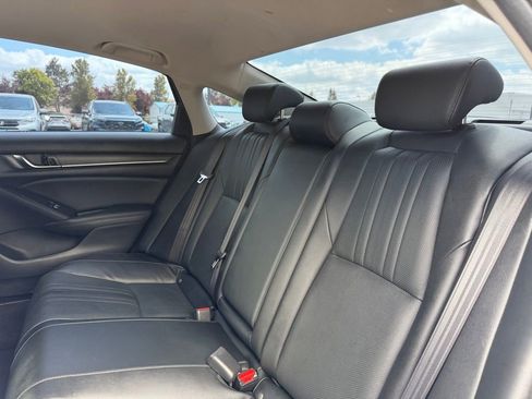 Used 2019 Honda Accord EX-L image 32