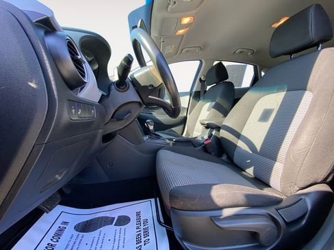 Used 2018 Hyundai Kona SEL FWD image 9