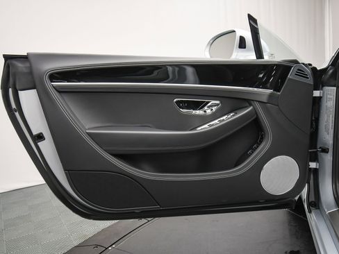 New 2026 Bentley Continental GTC image 38