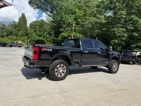 Used 2024 Ford F250 Platinum AWD/4WD image 5