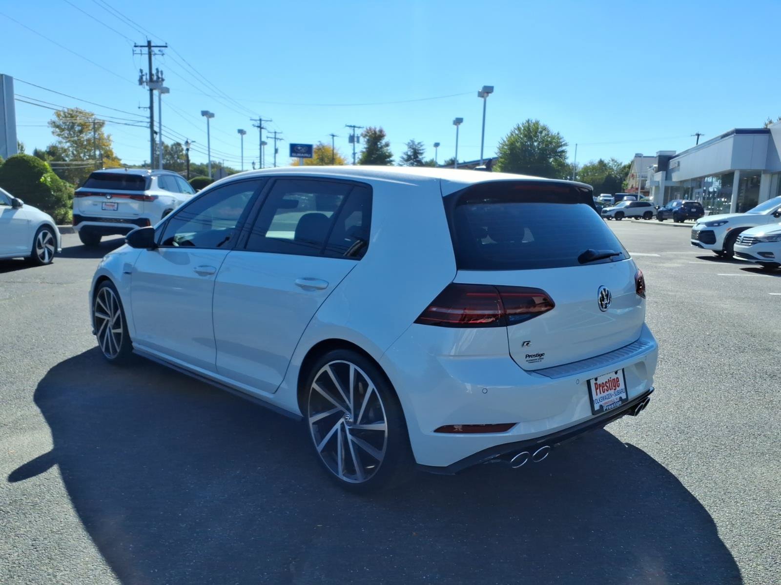 Used 2018 Volkswagen Golf R 4-Door AWD/4WD image 4