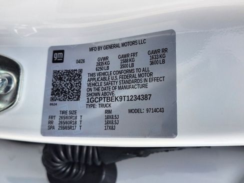 New 2026 Chevrolet Colorado W/T w/ WT Custom Package AWD/4WD image 30