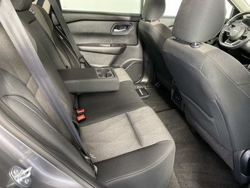 Used 2024 Nissan Rogue SV AWD/4WD image 13