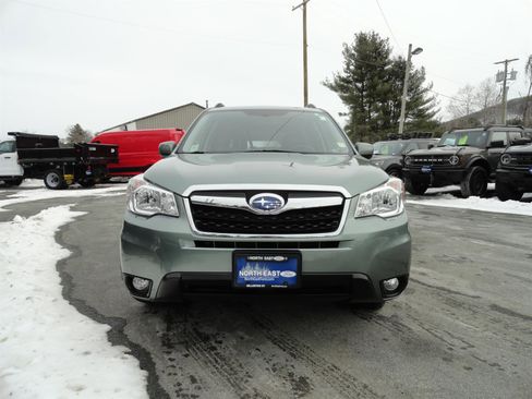 Used 2016 Subaru Forester 2.5i Limited image 2