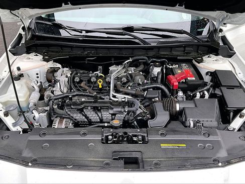 Used 2023 Nissan Altima 2.5 SR w/ SR Premium Package FWD image 9