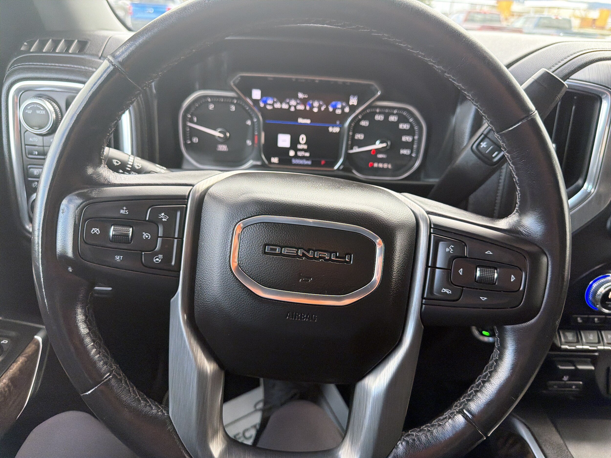 Used 2021 GMC Sierra 3500 Denali w/ Denali Ultimate Package AWD/4WD image 13