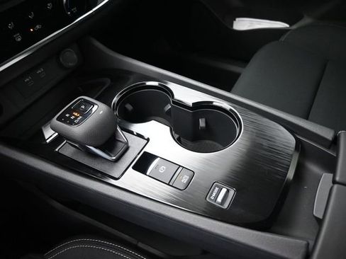 New 2026 Nissan Rogue S image 33