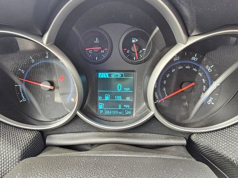 Used 2016 Chevrolet Cruze LT FWD image 23