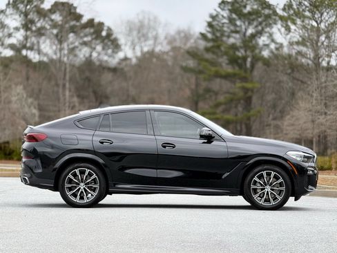 Used 2021 BMW X6 xDrive40i AWD/4WD image 11