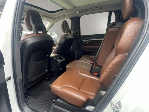 Used 2020 Volvo XC90 T6 Momentum w/ Protection Package Premier AWD/4WD image 31